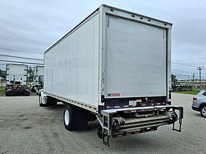 2019 Freightliner M2 106