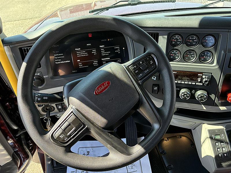 2027 Peterbilt 567