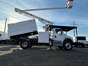 2012 Freightliner M2 106 - Bucket Truck