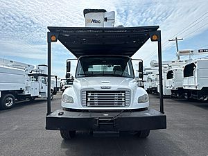 2014 Freightliner M2