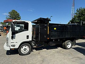 2025 Isuzu NRR - Dump Truck