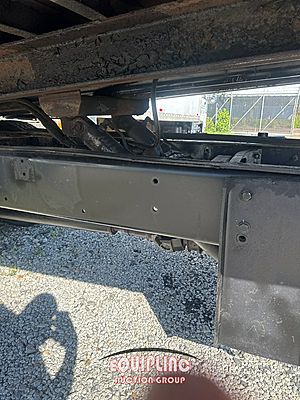 2013 Freightliner M2 106