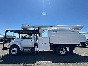 2015 Ford F-750 - Bucket Truck