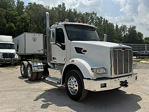2016 Peterbilt 567 - Day Cab