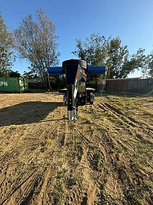 2024 PJ FLAT DECK - Flatbed Trailer