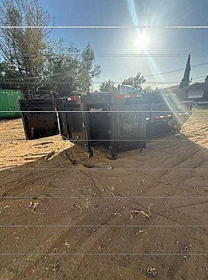 2024 DUMPSTER 13YD - Roll Off Trailer