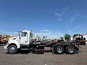 2013 Peterbilt 348 - Roll-Off