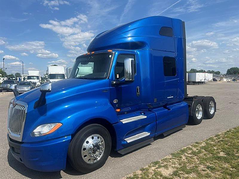 2020 International LT625