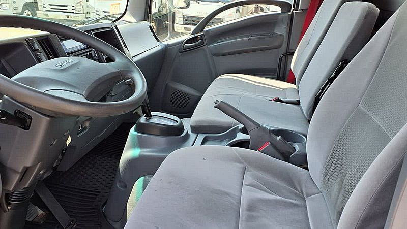 2019 Isuzu NRR