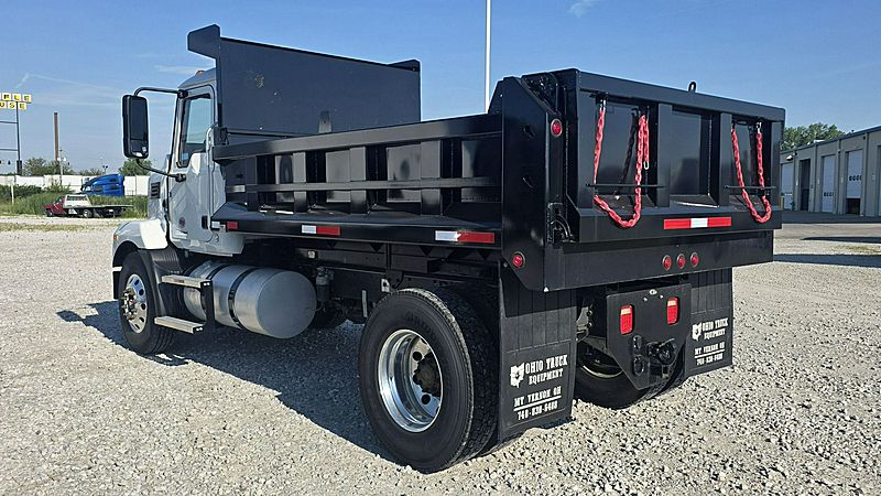 2026 Mack MD742