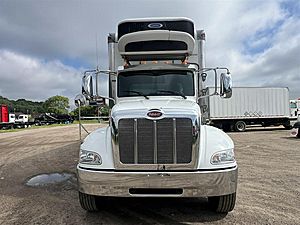 2021 Peterbilt 337
