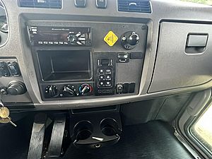 2021 Peterbilt 337