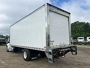 2021 Peterbilt 337