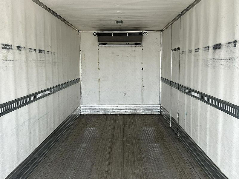 2021 Peterbilt 337