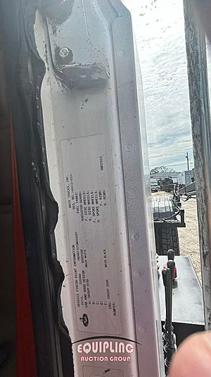 2005 Mack Granite - Roll-Off