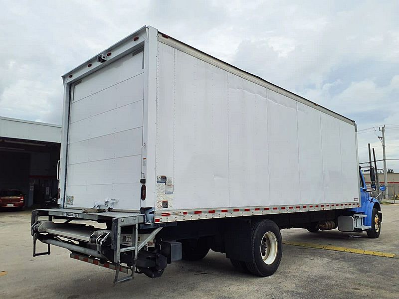 2020 Freightliner M2 106