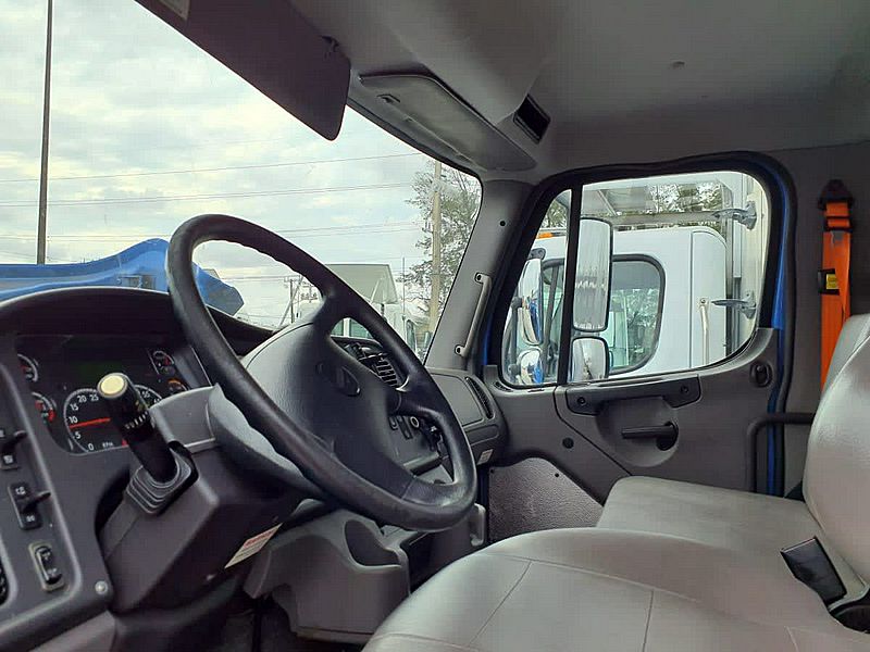 2020 Freightliner M2 106