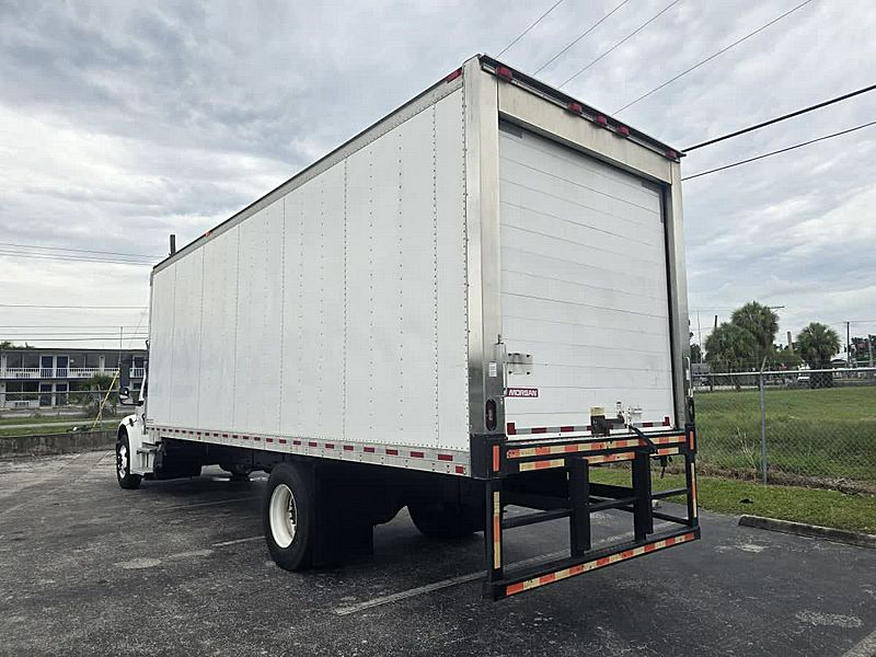 2019 Freightliner M2 106