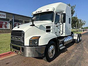 2020 Mack Anthem - Sleeper Truck