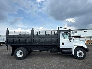 2005 International 4300 - Dump Truck