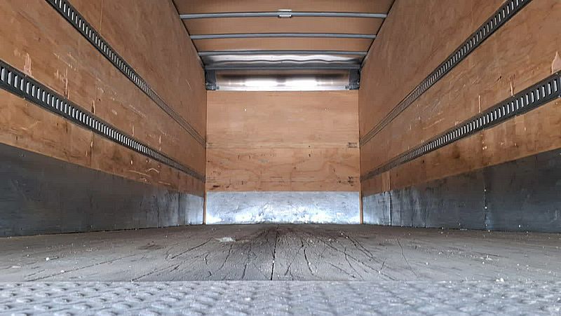 2020 Freightliner M2 106