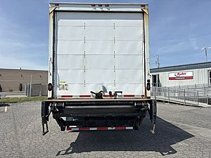 2018 Freightliner M2 106