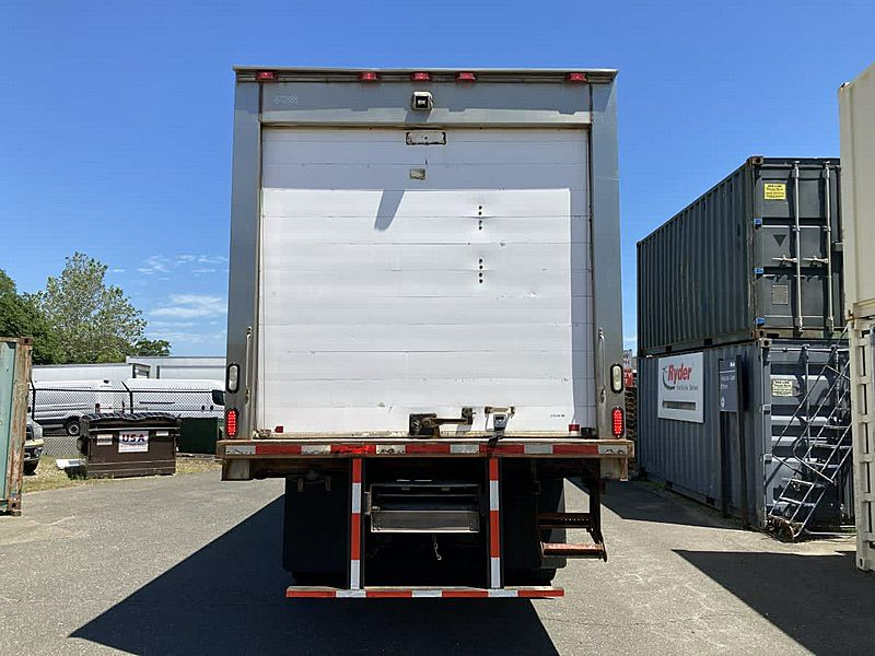 2019 Freightliner M2 106