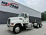 2016 Mack Pinnacle CHU613