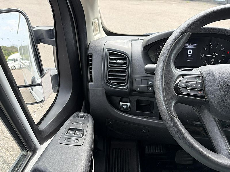 2025 Ram Tradesman C/V