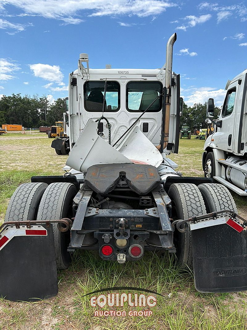 2011 Freightliner Cascadia