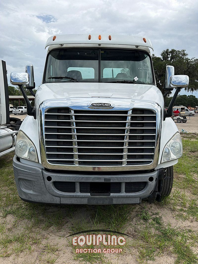 2011 Freightliner Cascadia