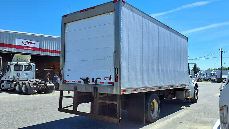 2019 Freightliner M2 106