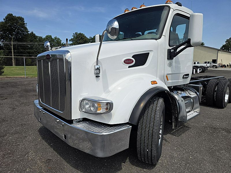 2020 Peterbilt 567