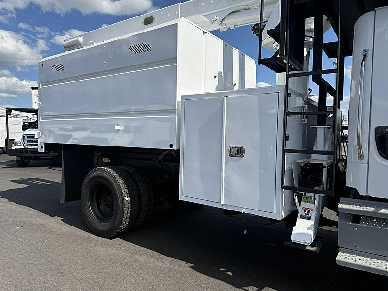 2012 Freightliner M2