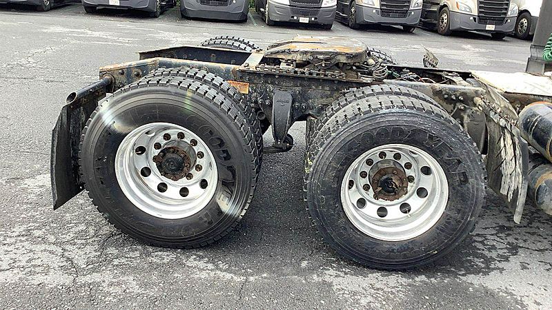 2019 Freightliner Cascadia 126
