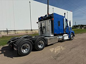 2017 Freightliner 122SD
