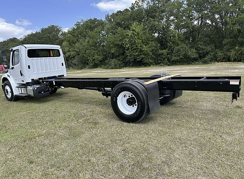 2027 Freightliner M2 106