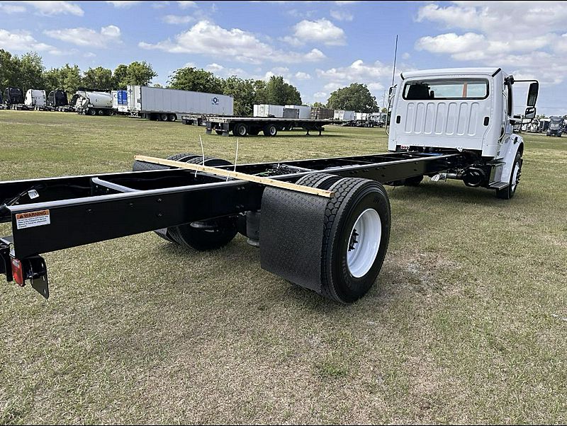 2027 Freightliner M2 106