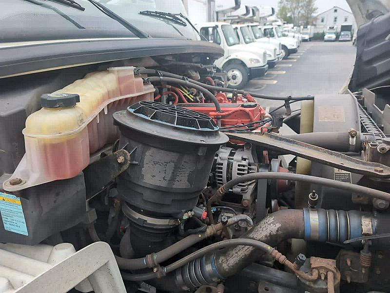 2019 Freightliner M2 106