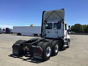 2021 Freightliner Cascadia 126