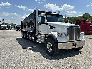 2027 Peterbilt 567