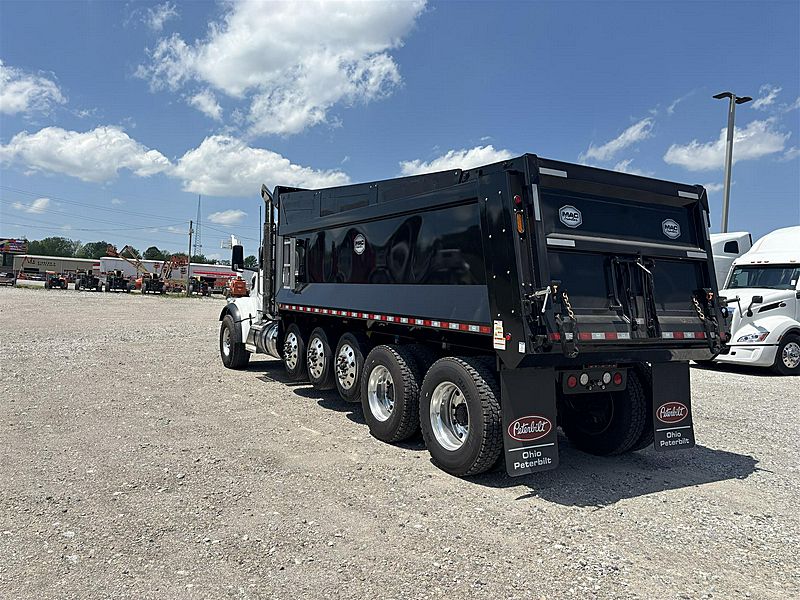 2027 Peterbilt 567