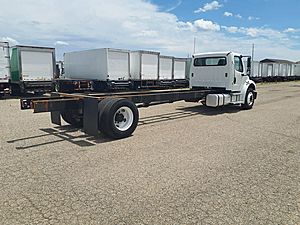 2021 Freightliner M2 106
