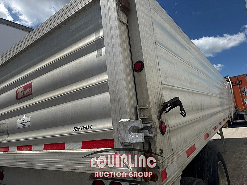 2018 TRAVIS BODY & TRAILER, INC. 32FT TRI/A T/102 END DUMP TRAI