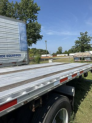 2017 Benson Flatbed