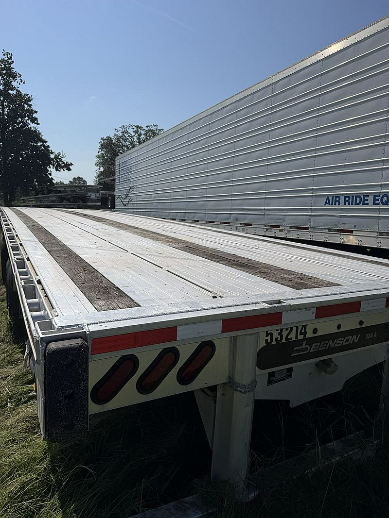 2017 Benson Flatbed