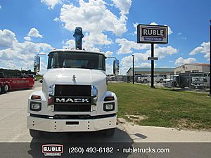 2024 Mack MD - Refuse Truck