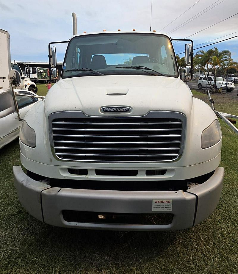 2017 Freightliner M2 106