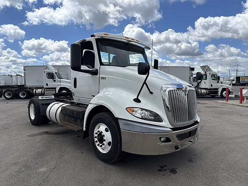 2019 International RH613