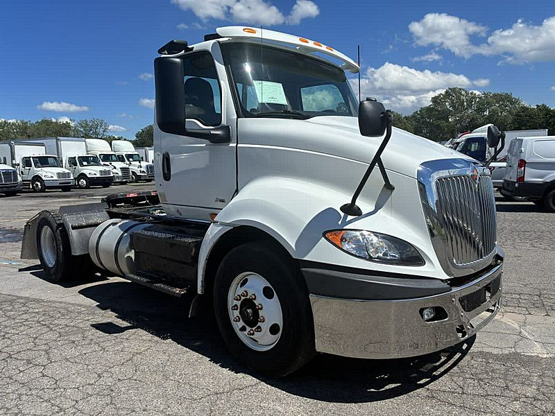 2019 International RH613